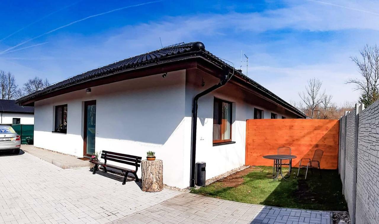 Apartmán Esser Milovice (Central Bohemian) Exterior foto