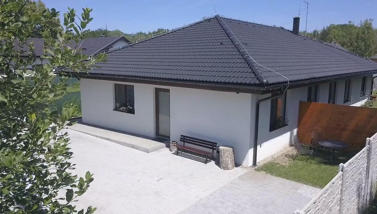 Apartmán Esser Milovice (Central Bohemian) Exterior foto